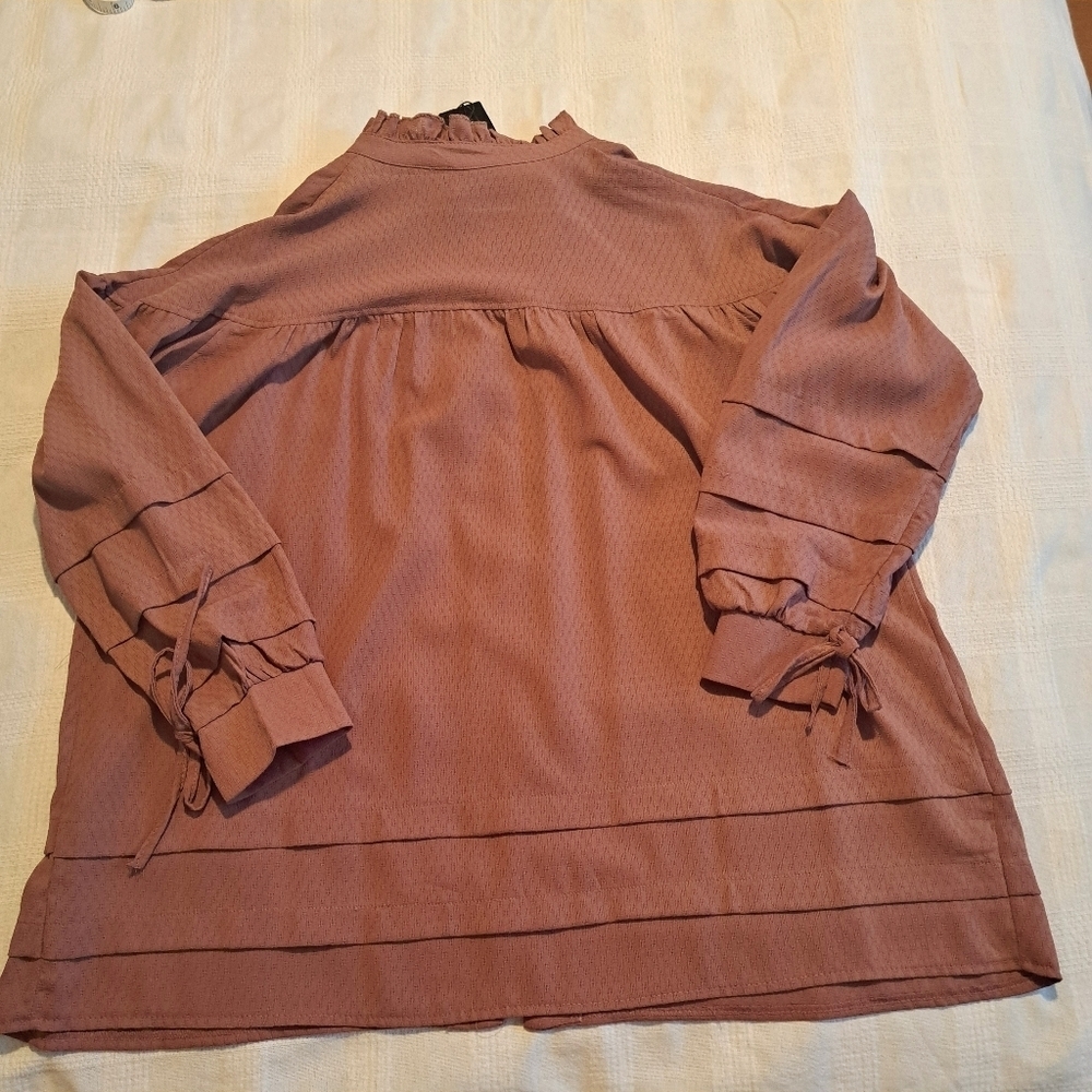 Polim women's size 38 or medium US dark dusty rose blouse, New - Picture 5 of 8